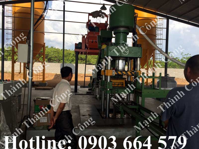 Than đá Mạnh Thành Công